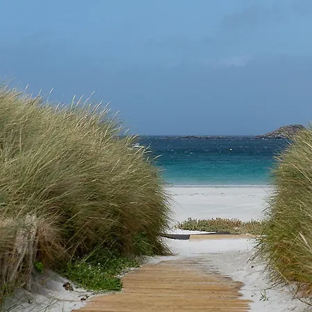 Holiday home Au Calme, A 250 Metres De La Et Des Dunes Ploudalmezeau