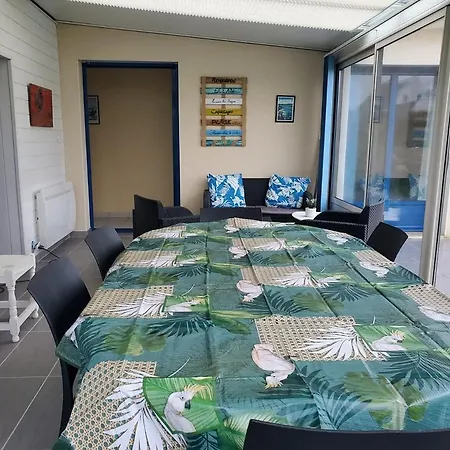 Holiday home Au Calme, A 250 Metres De La Et Des Dunes Ploudalmezeau
